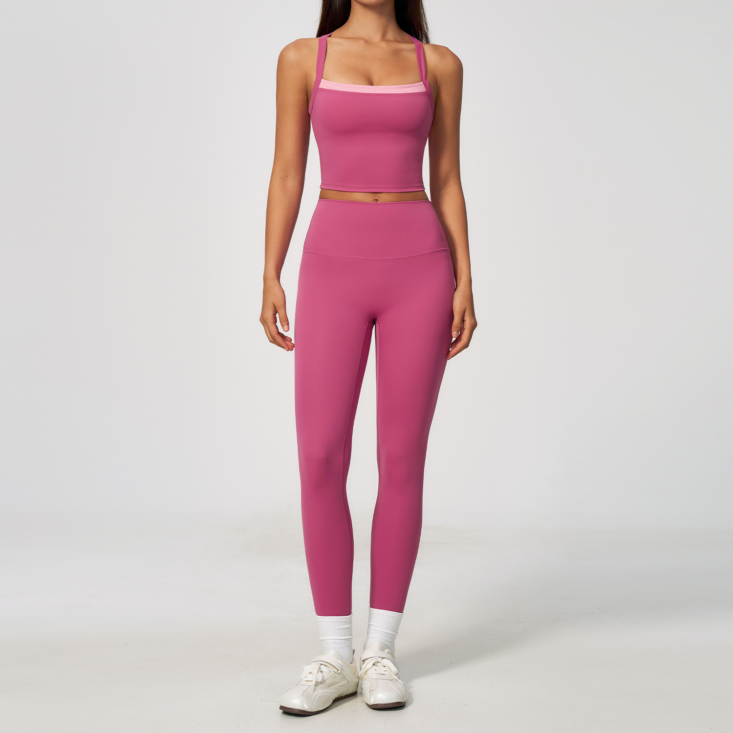 Yogaset Dames Trainingspak 2-d - Winter Clothing Logos recensie en prijs